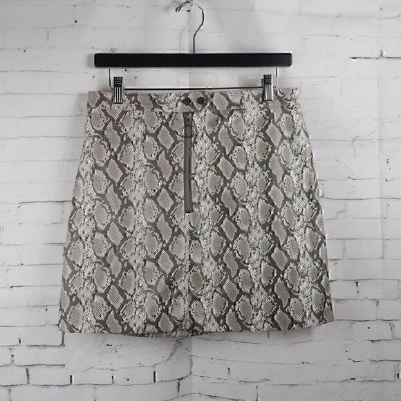 DIVIDED BY H&M GREY FAUX SNAKESKIN MINI SKIRT SIZE 8 - Picture 1 of 8